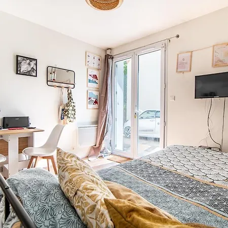 Daire Les Cedres, Et Chaleureux ! Cholet