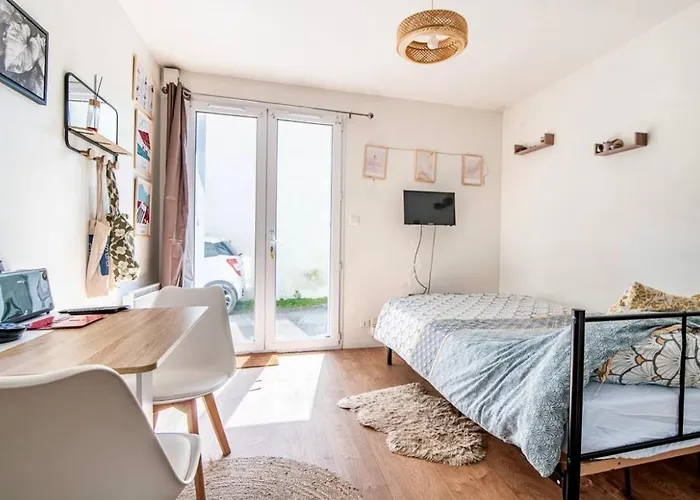 Les Cèdres, Et Chaleureux ! * Cholet